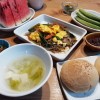 小松菜と春雨の炒め物と胡椒餅　