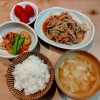 もやしと豚肉の炒め物