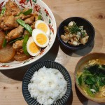 鶏手羽元と大根の煮物