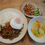 ピーマンひき肉そぼろごはん