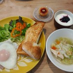 休日の朝ごはん